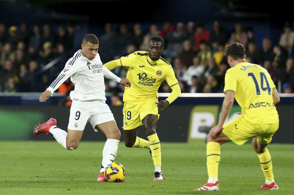 在决赛中多 在决赛中多